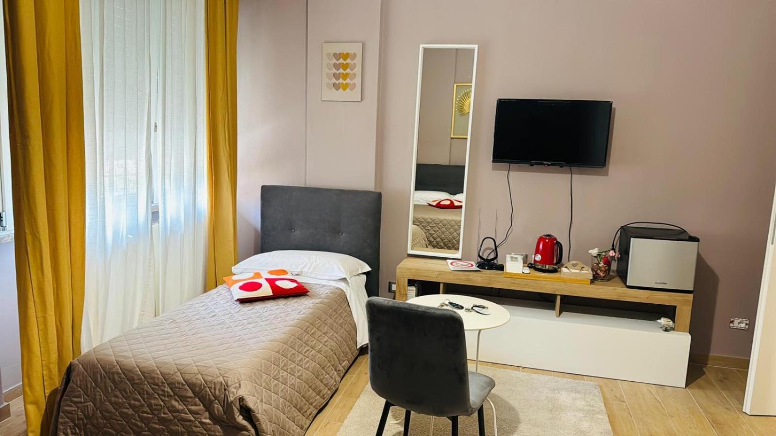 The Galaxy House Hotel Pisa Bagian luar foto